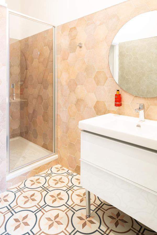 Appart Hotel Maison Montgrand-Vieux Port Марсель Экстерьер фото